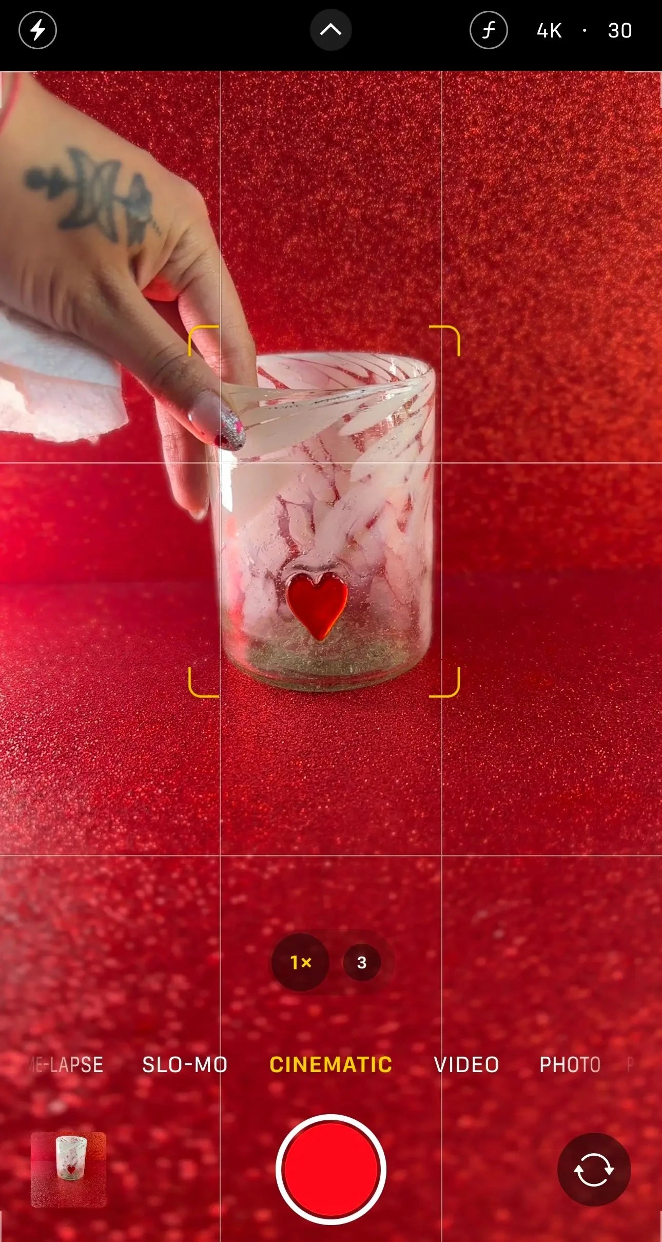 Vasos Vaso Artesanal Soplado a Mano con Charm de Corazón – Vidrio Reciclado